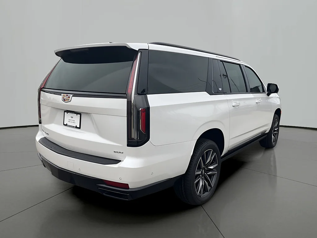 Certified Used 2024 Crystal White Tricoat Cadillac Sport Platinum image 5