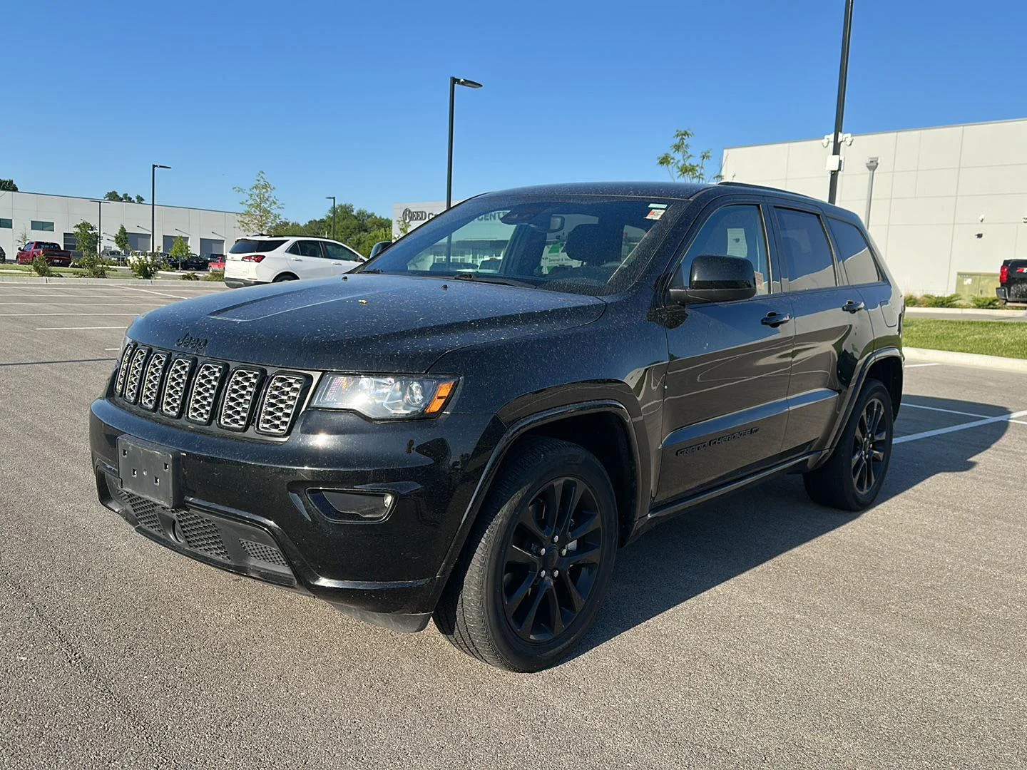 2022 Jeep Grand Cherokee Laredo X 4WD's photo