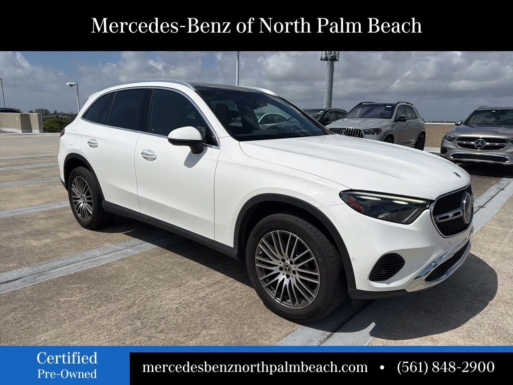 Certified Used 2023 White Mercedes-Benz GLC 300 image 3