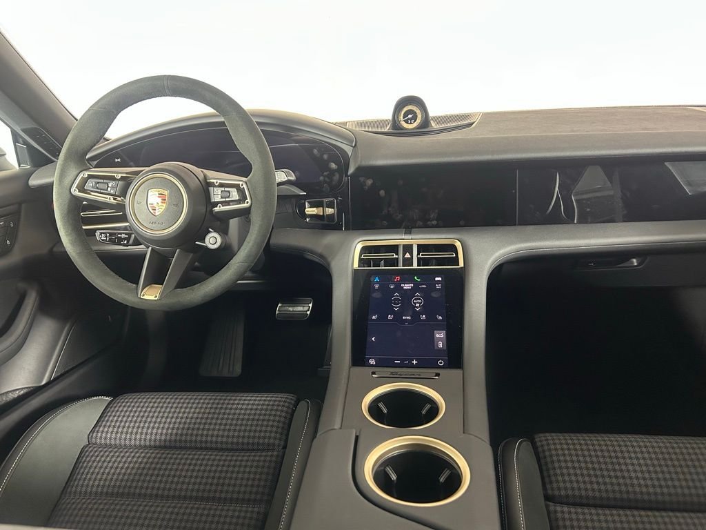 2025 Porsche Taycan S - Photo 20