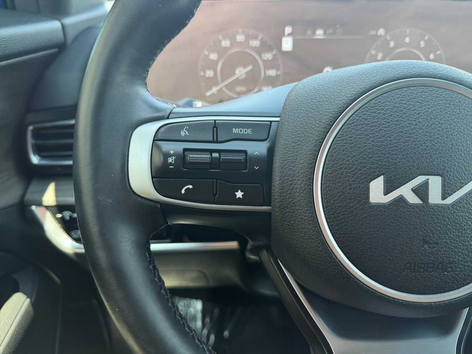 Used 2023 Sapphire Blue Kia X-Pro Prestige image 11