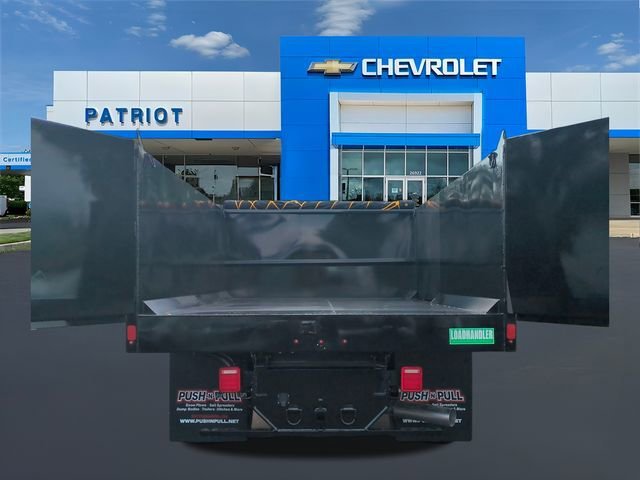 New 2025 Summit White Chevrolet Work Truck image 26