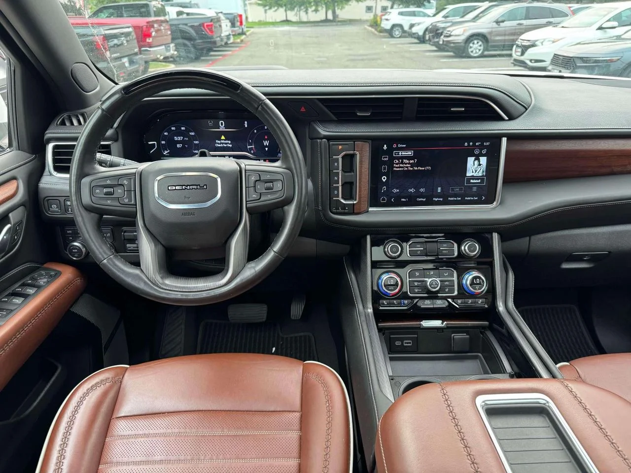 Used 2024 White Frost Tricoat GMC 4WD Denali Ultimate image 23