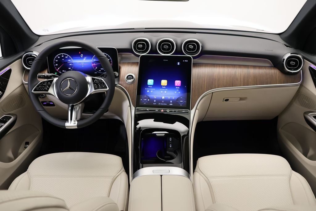 New 2026 Black Mercedes-Benz GLC 300 image 17