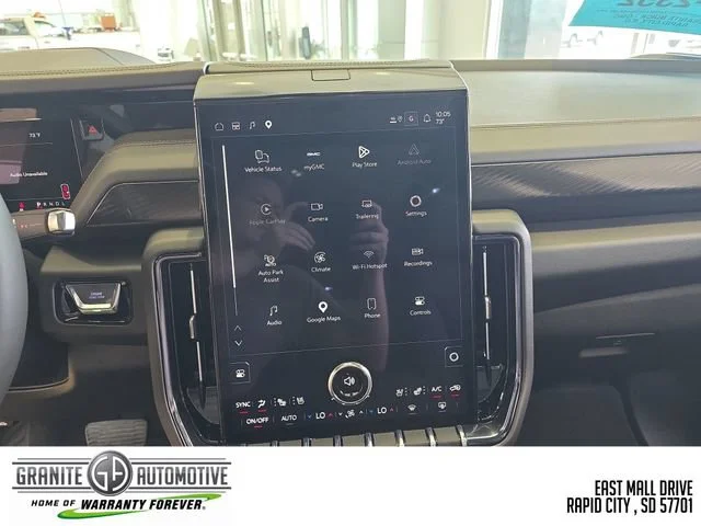 2026 GMC Yukon AT4 - Photo 17
