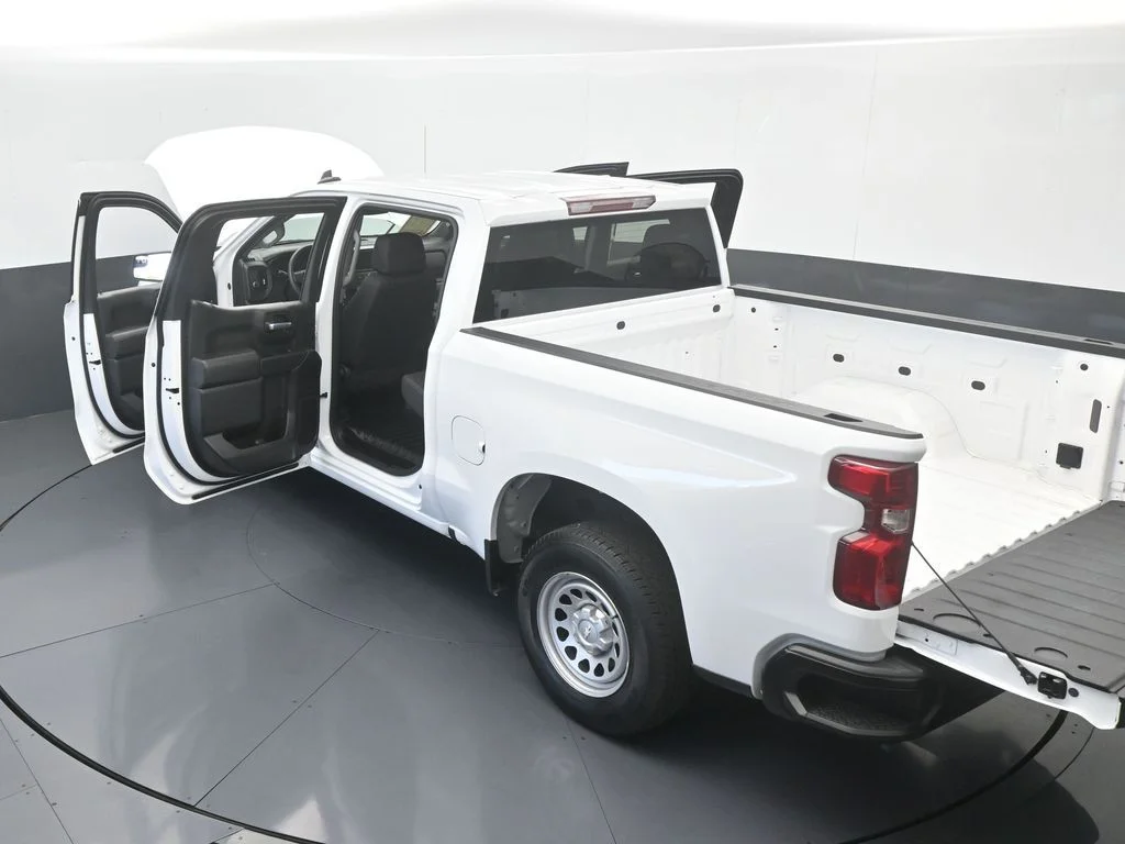 Used 2026 Summit White Chevrolet WT image 59