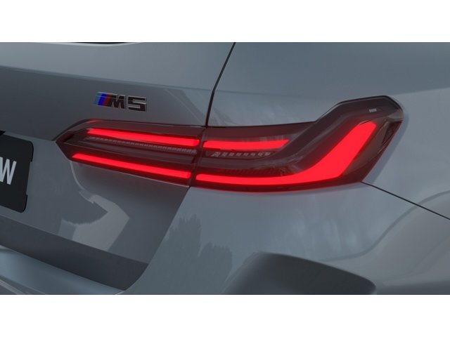 New 2027 Brooklyn Grey Metallic BMW M5 image 8