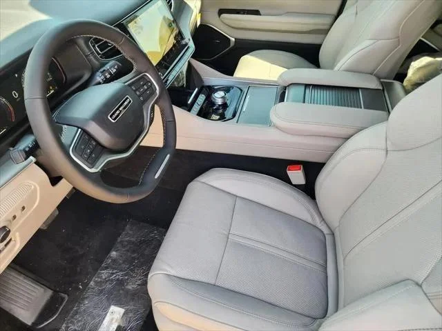 New 2026 Fathom Blue Pearl-Coat Exterior Paint (Late Availability) Jeep Grand Wagoneer image 8