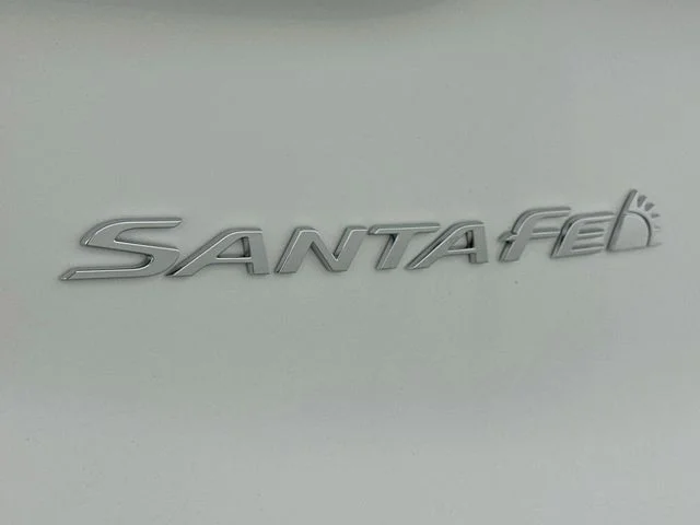 Pre-Owned 2022 Hyundai Santa Fe Limited