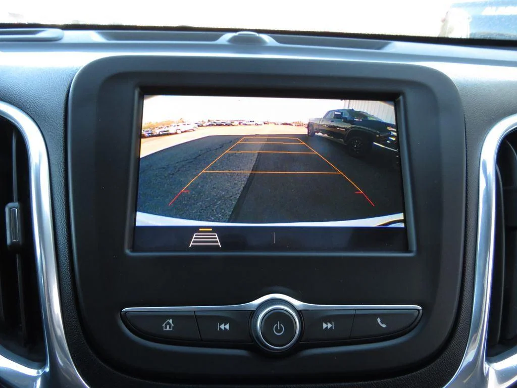 Used 2020 Summit White Chevrolet LT image 30