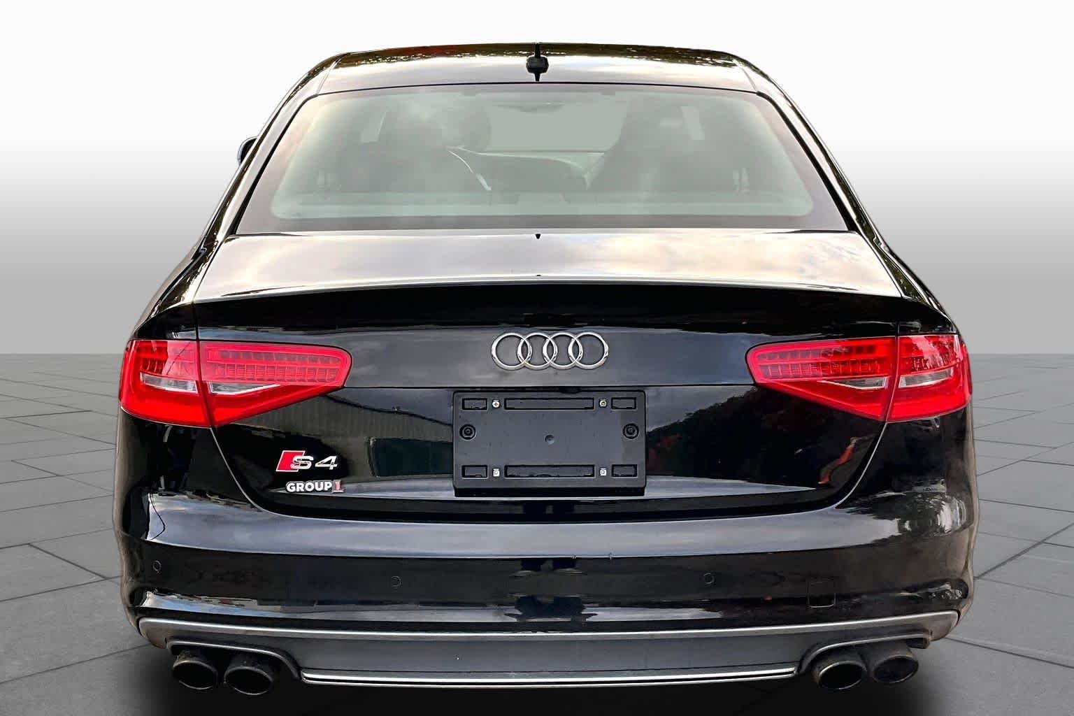Used 2015 Brilliant Black Audi Premium Plus image 5