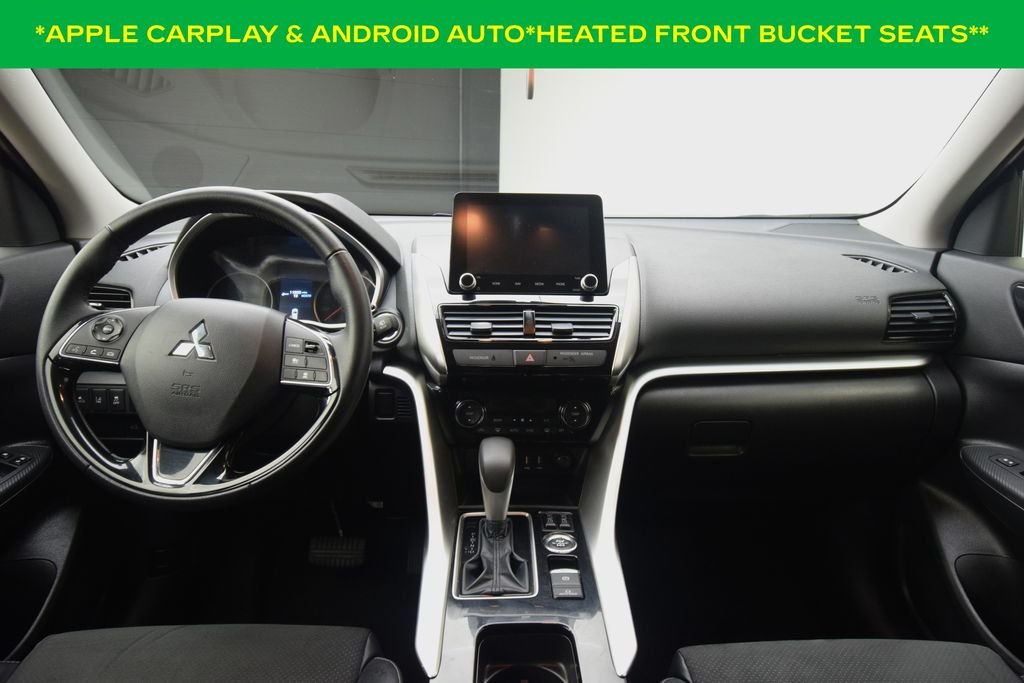 Used 2025 Red Mitsubishi SE image 4