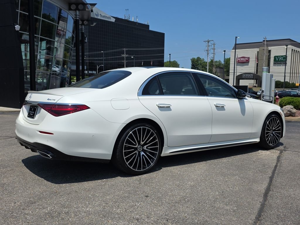 Certified Used 2022 White Mercedes-Benz S 580 image 5