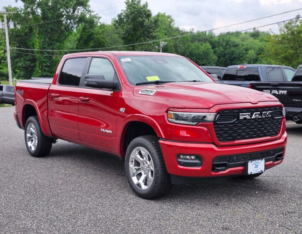 New 2026 Molten Red Pearl-Coat Exterior Paint RAM Big Horn/Lone Star image 7