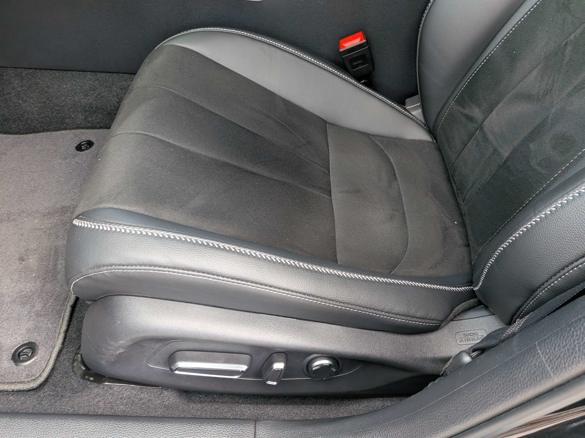 Used 2025 Majestic Black Pearl Acura A-Spec Tech Package image 57