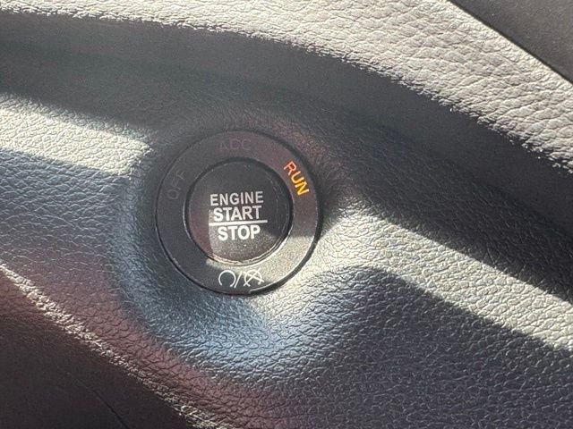 Used 2022 Black Jeep Trailhawk image 38