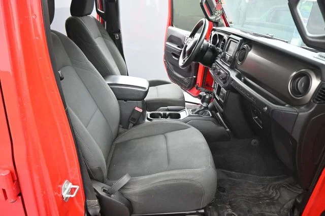 Used 2018 Red Jeep Unlimited Sport image 14