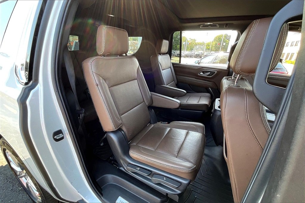 2022 CHEVROLET SUBURBAN - Image 25