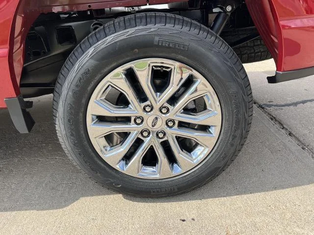 New 2026 Ruby Red Metallic Tinted Clearcoat Ford XLT image 9
