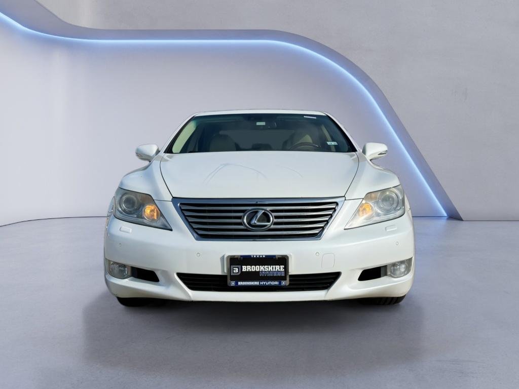 Used 2011 Starfire Pearl Lexus Base image 9
