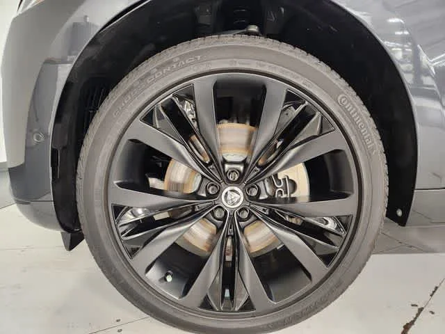 2026 Jaguar F-Pace R-Dynamic S - Photo 8