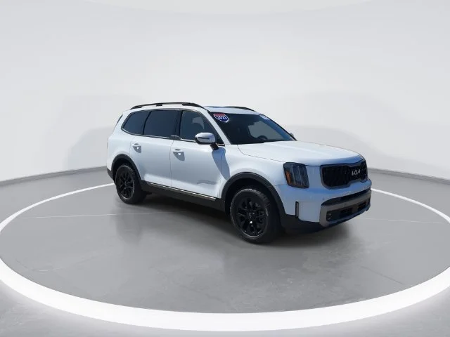 Used 2023 White Kia SX-Prestige X-Pro image 1