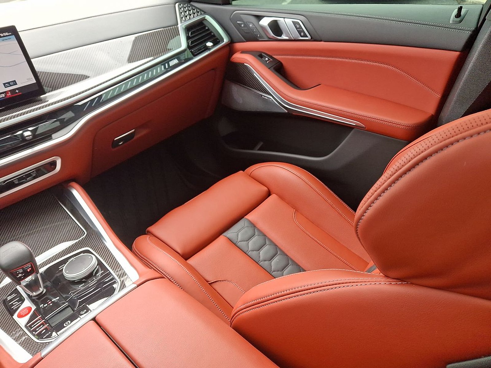Used 2025 Black Sapphire Metallic - 475 BMW Competition image 11