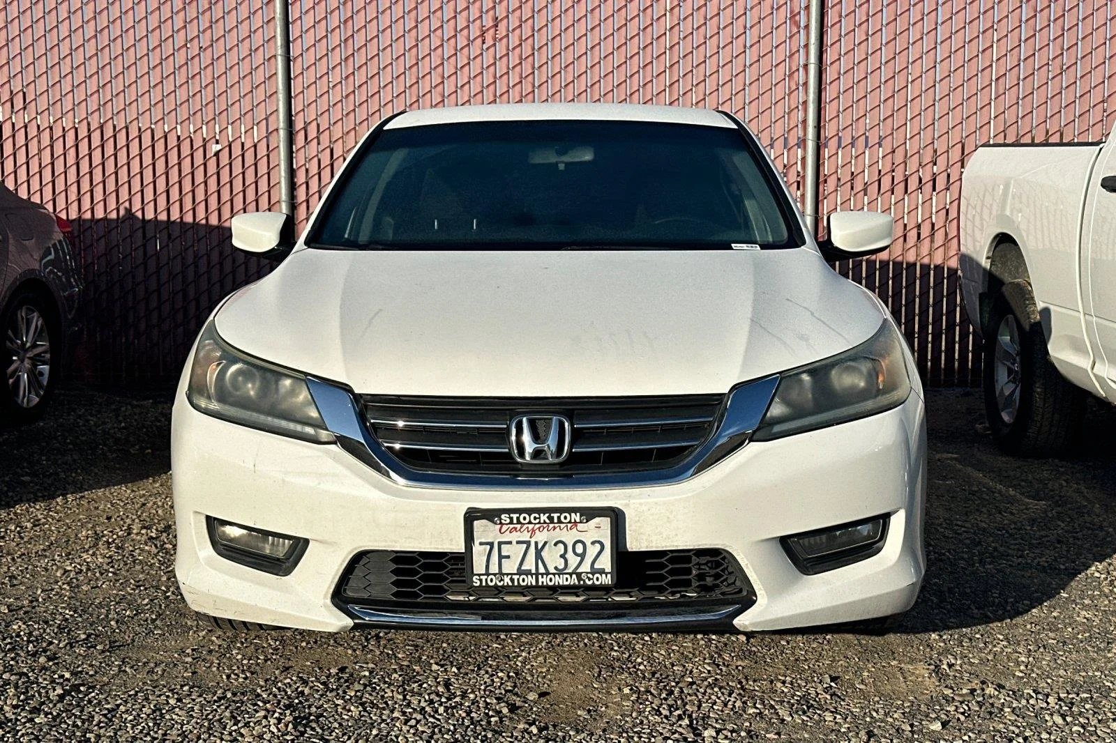 Used 2014 WHITE Honda 4DR image 3