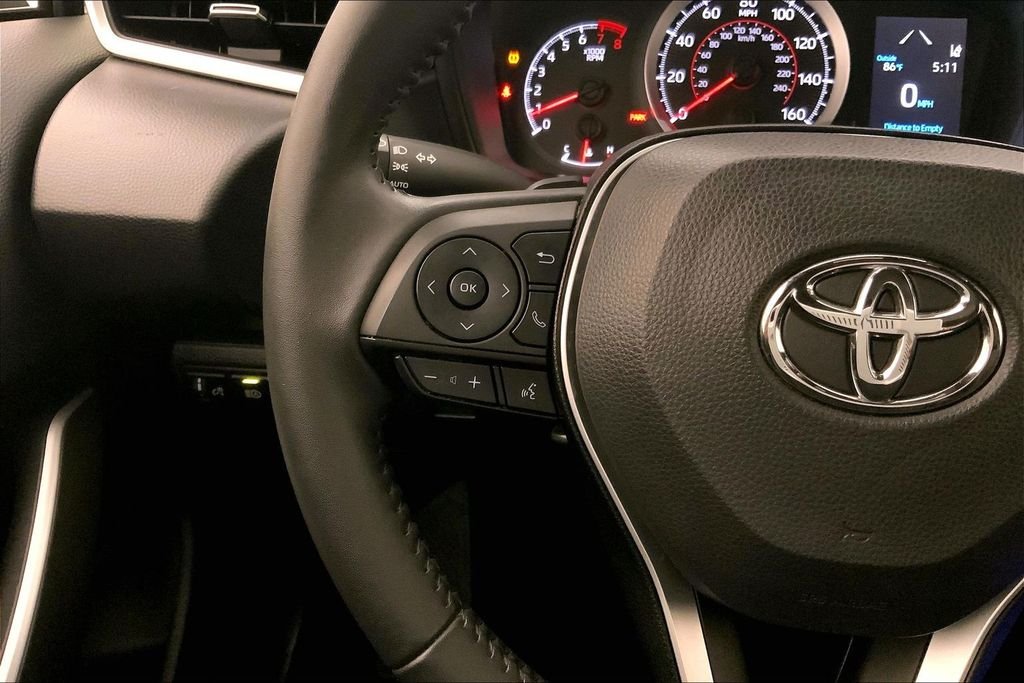 Used 2022 White Toyota SE image 18