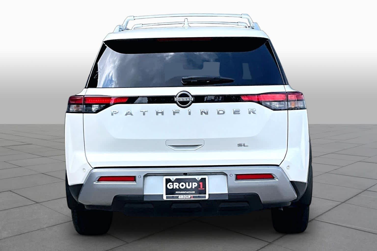 Used 2024 Pearl White Tricoat Nissan SL image 5