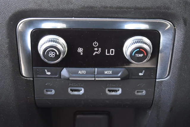 Used 2021 Black GMC Denali image 17