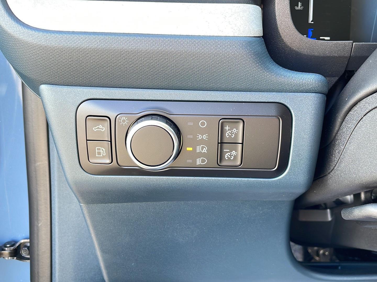 New 2026 Azure Gray Metallic Tri-Coat Ford XLT image 12