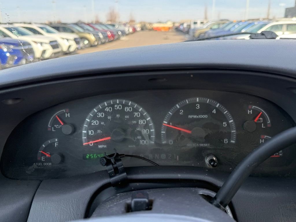 Used 2002  Ford XLT image 23
