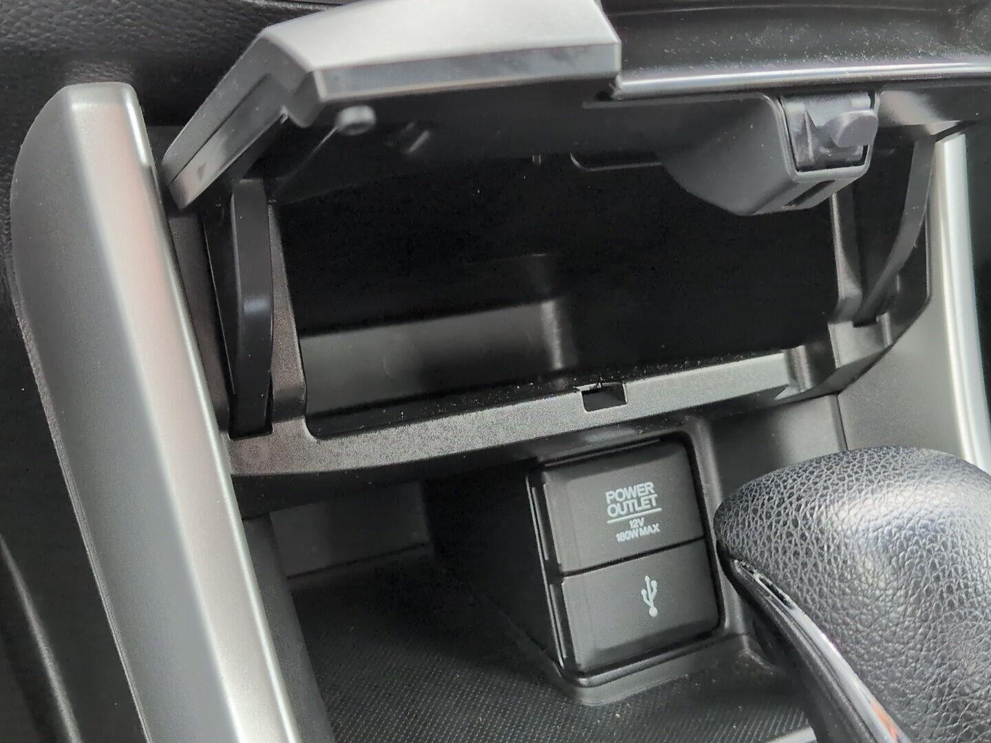 Used 2014  Honda EX image 9