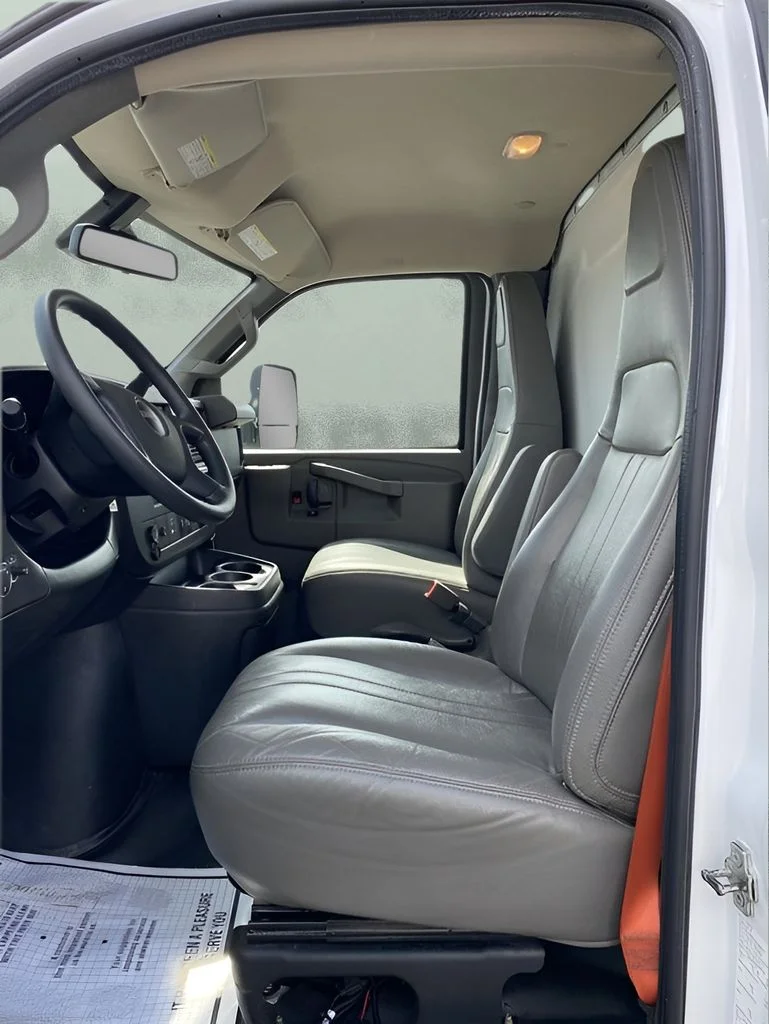 Used 2024 White GMC Work Van image 13