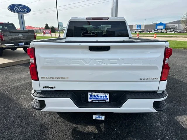 Used 2022 Summit White Chevrolet Custom image 5