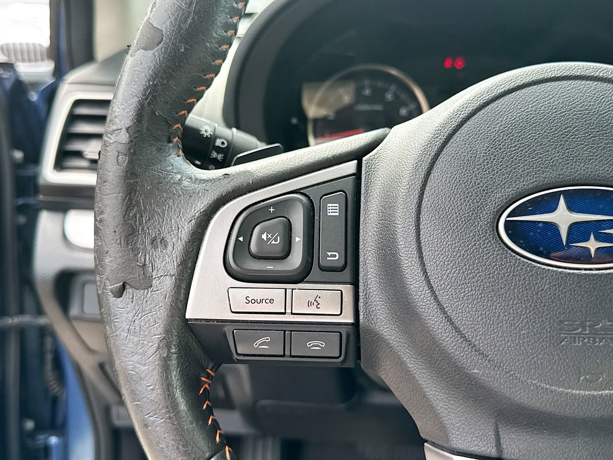 Used 2016 Quartz Blue Pearl Subaru Premium image 33