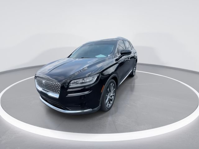 Used 2023 Black Lincoln Reserve image 4