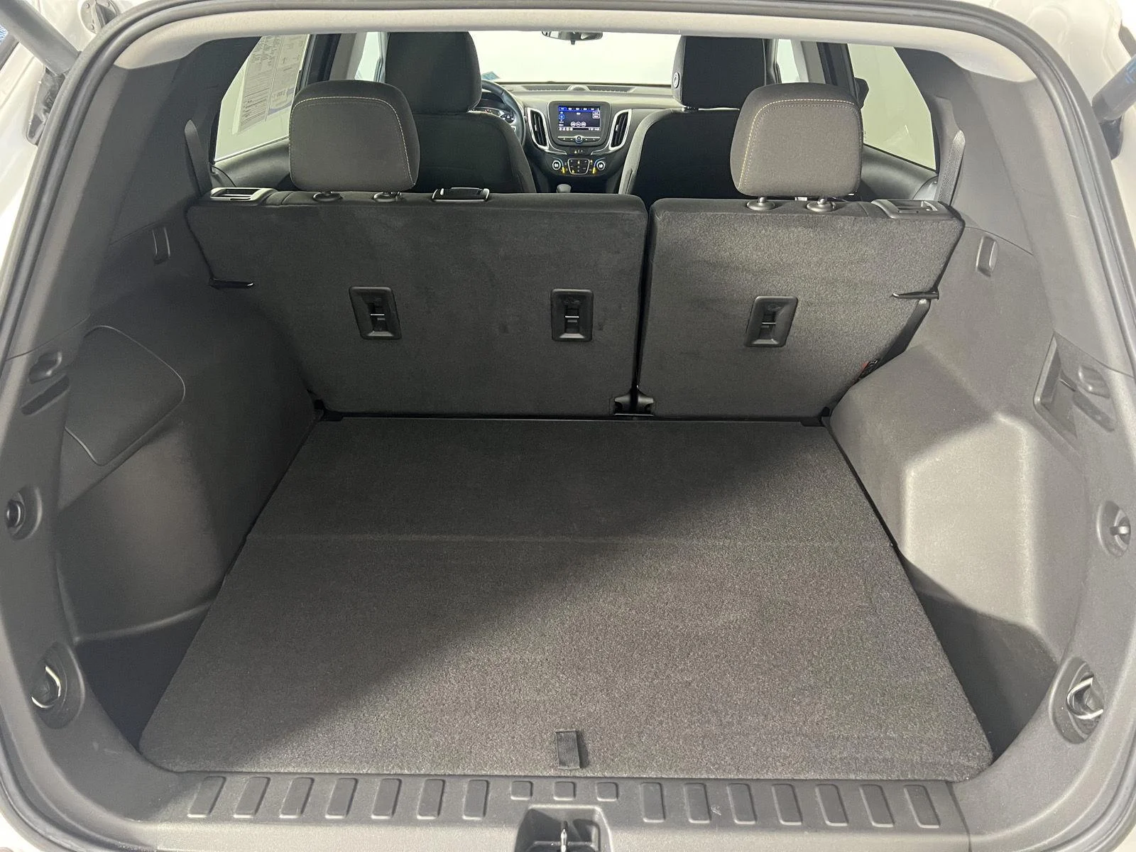 Used 2023 Summit White Chevrolet LT image 26