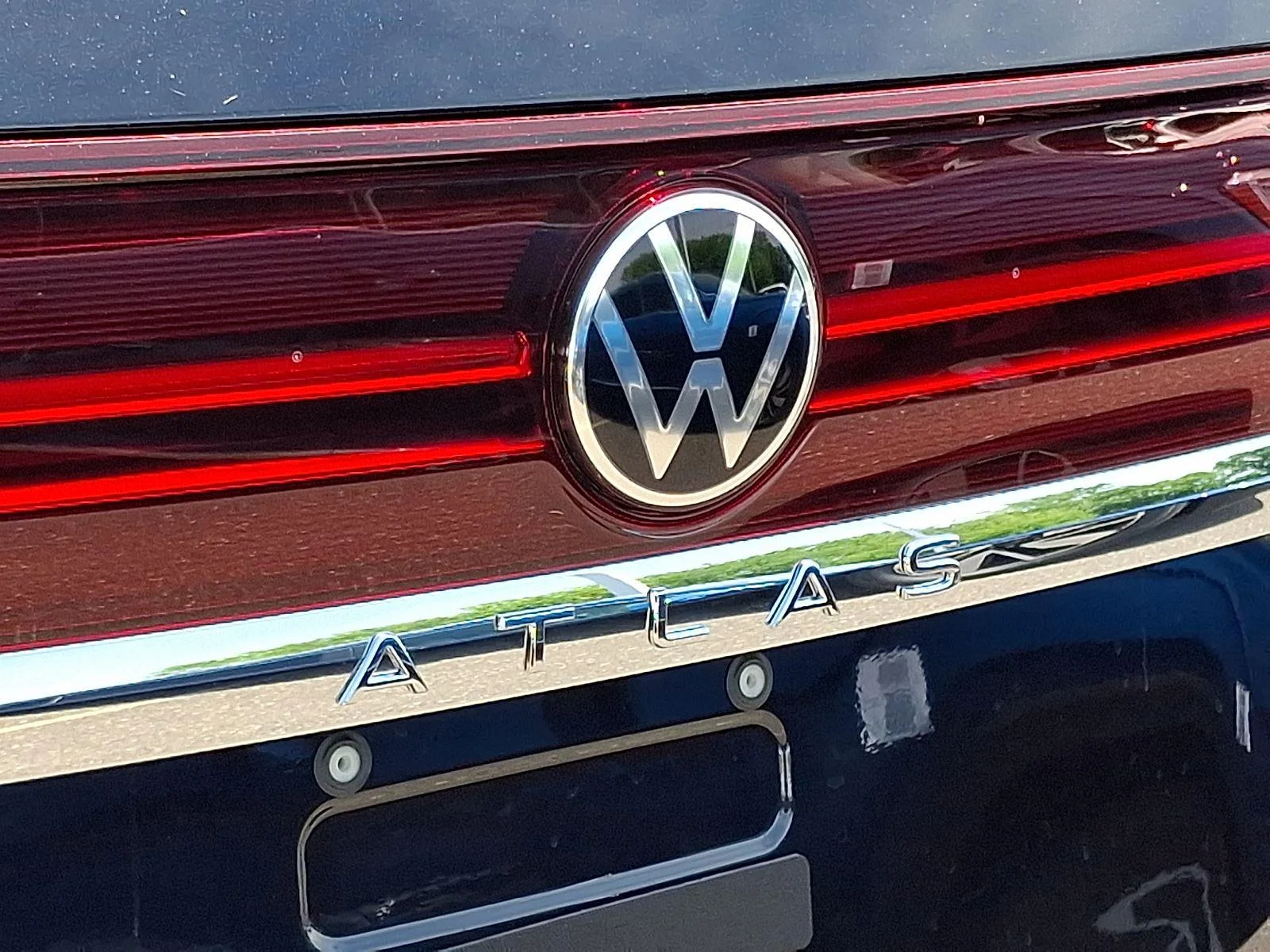 New 2026 2T2T/BLACKPEARL Volkswagen 2.0T SEL image 22