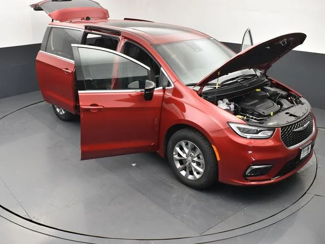 2026 Chrysler Pacifica Select - Photo 28