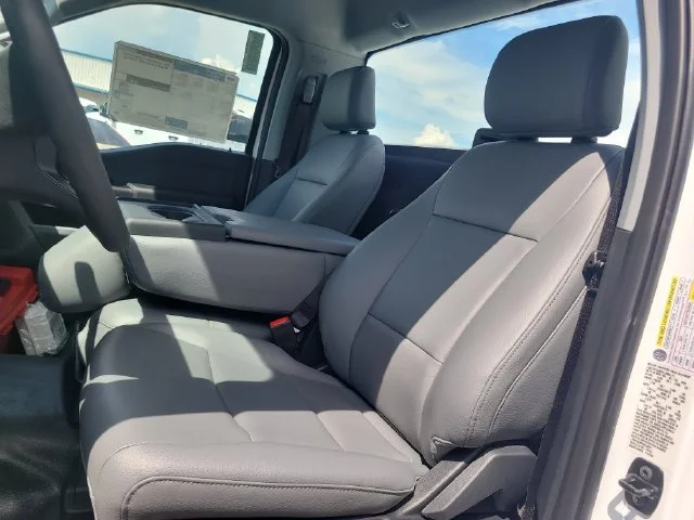 New 2027 Oxford White Ford XL image 15
