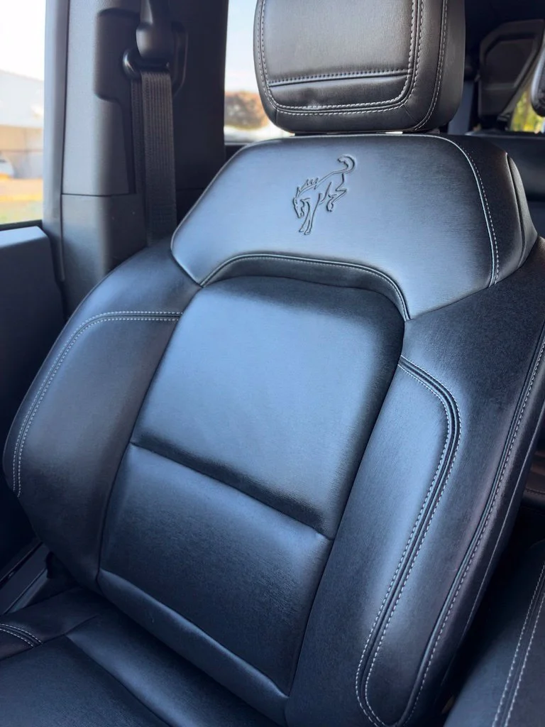 Used 2025 Gray Metallic Ford Badlands image 37