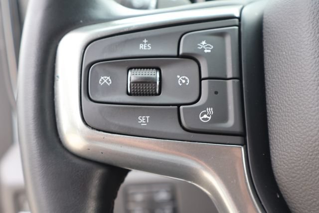 Used 2023 SUMMIT WHITE Chevrolet RST image 25