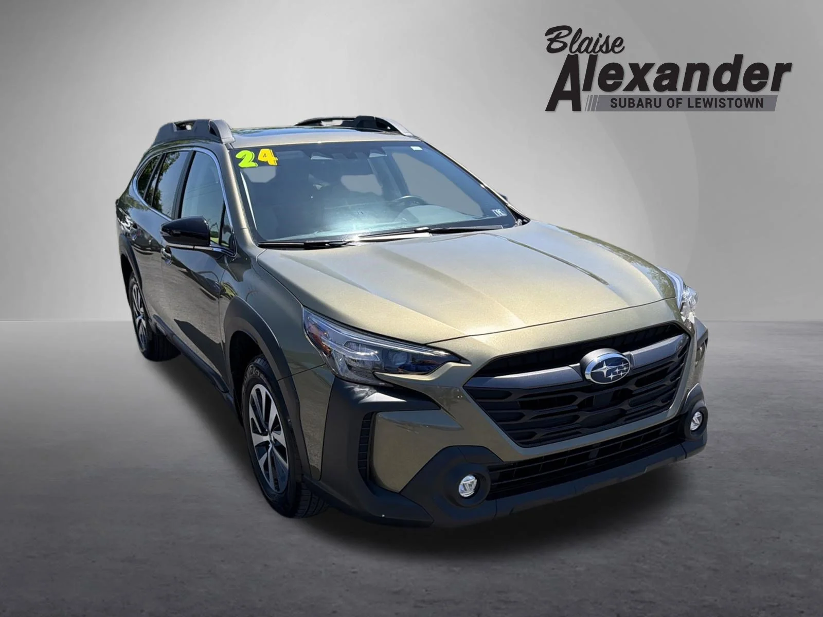 2024 Subaru Outback Premium's photo
