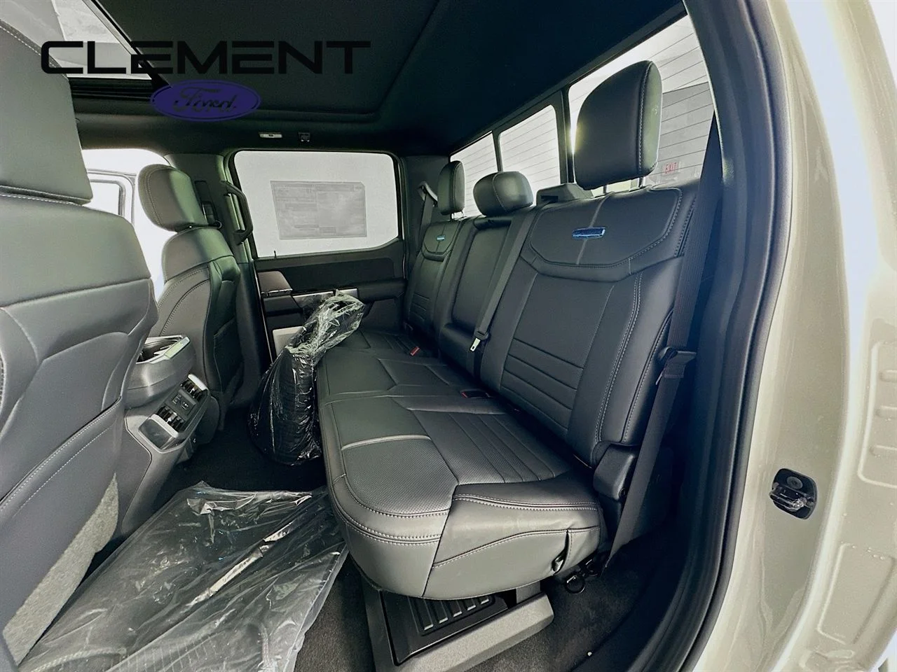 New 2026 Star White Metallic Tri-Coat Ford Platinum® image 30