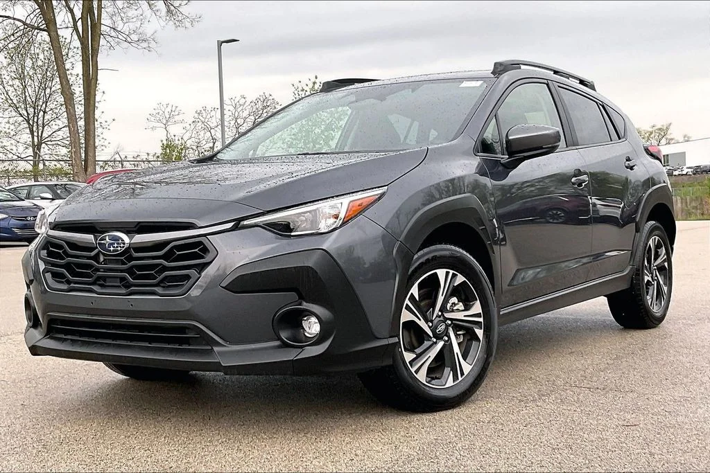 Used 2025 Gray Subaru Premium image 8