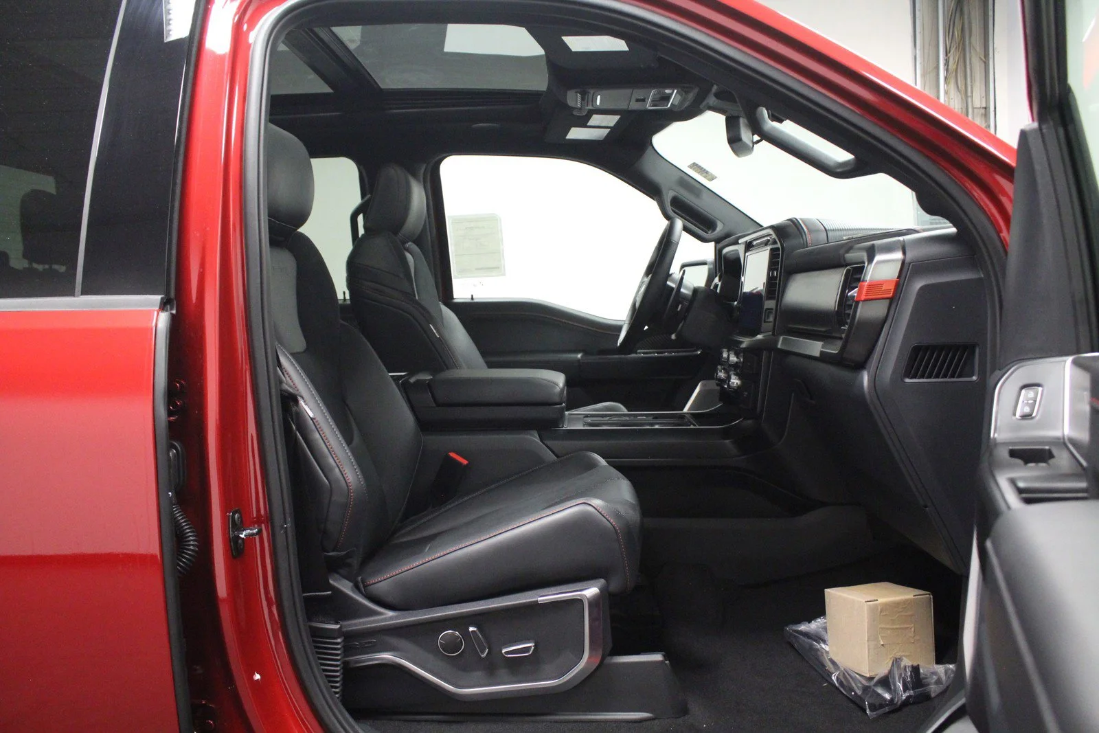 Used 2024 Rapid Red Metallic Tinted Clearcoat Ford Raptor image 16