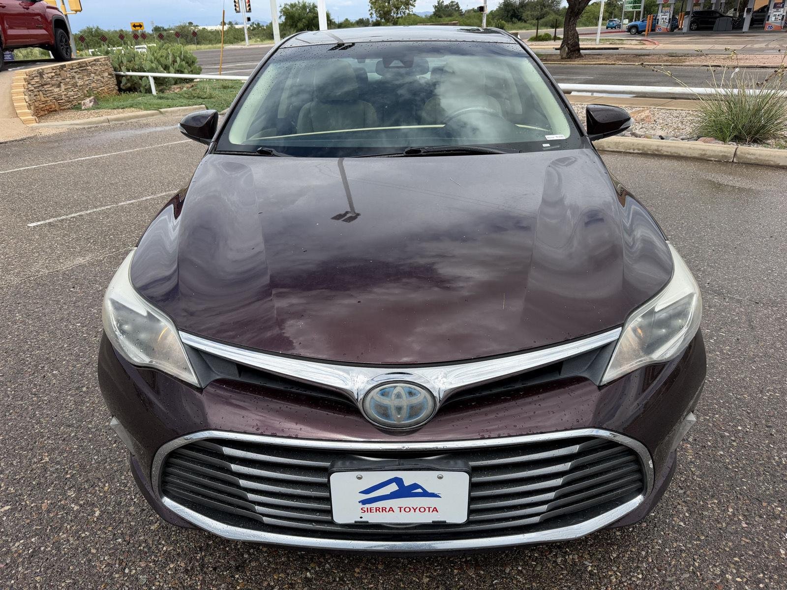 Used 2018 Sizzling Crimson Mica Toyota Hybrid XLE Premium image 7