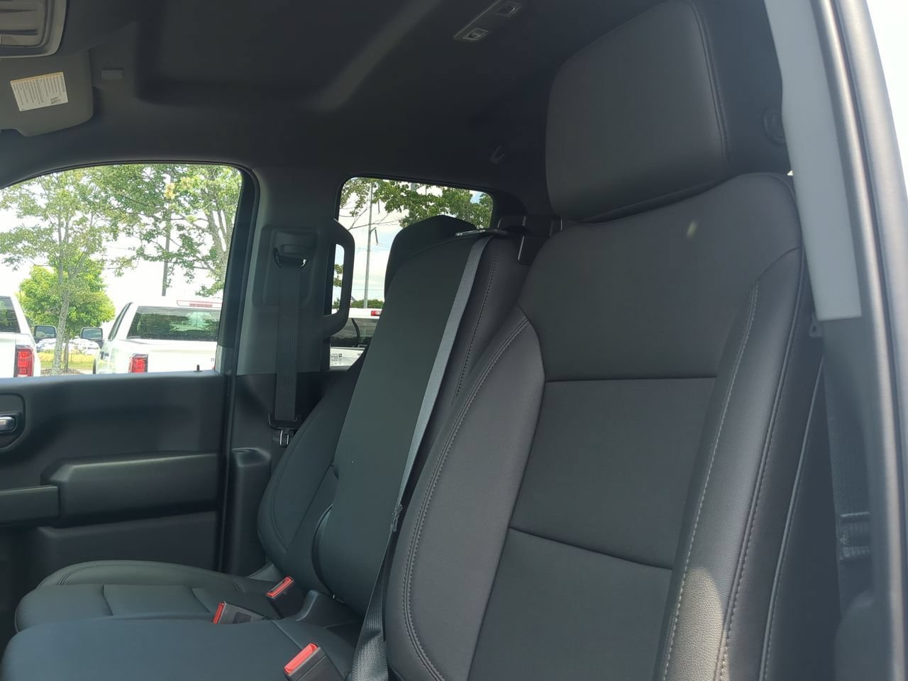 2026 GMC Sierra 2500HD Pro - Photo 18